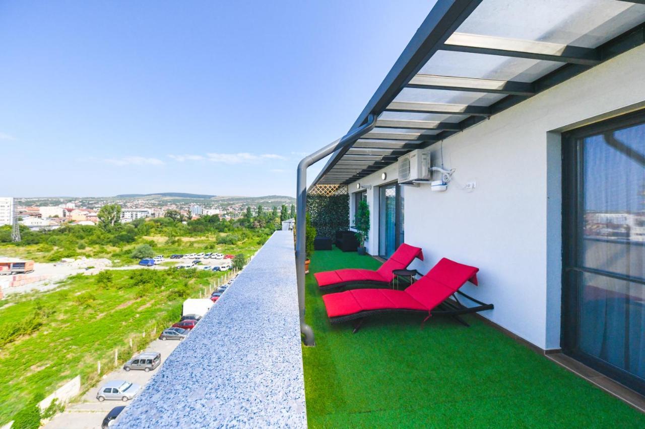 קלוז'-נאפוקה Panoramic Apartment With Terrace מראה חיצוני תמונה
